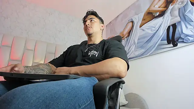 Zane cruz online show from April 1, 2026, 11:44 am