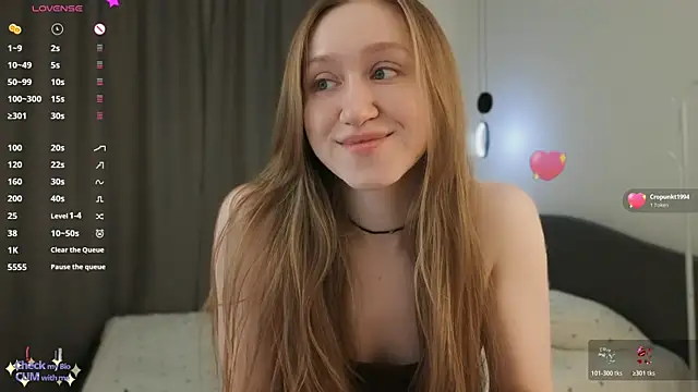 mowalova online show from April 14, 2026, 8:58 pm