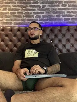 KyleJoss30 online show from March 27, 2026, 9:16 pm