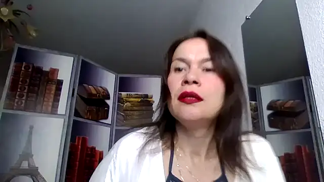 Selena Moo online show from April 5, 2026, 8:10 am