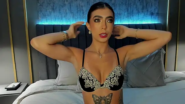 NINA ROSEE397 online show from April 11, 2026, 11:52 pm