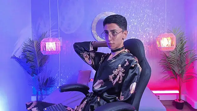 Gio carangi online show from April 17, 2026, 2:58 am