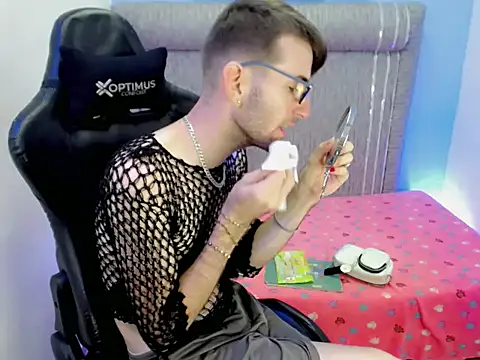 Dani high online show from April 7, 2026, 12:29 pm