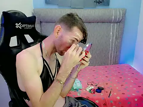 Dani high online show from April 6, 2026, 11:33 am