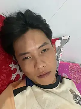 Nguyencuong1999 online show from April 4, 2026, 5:36 am