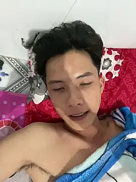 Nguyencuong1999 online show from April 14, 2026, 10:26 pm