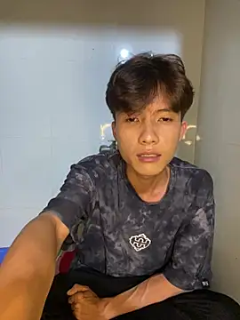 Snapshot of Nguyencuong1999 chatting on June 2, 2026, 1:22 pm Nguyencuong1999 online show from June 2, 2026, 1:22 pm