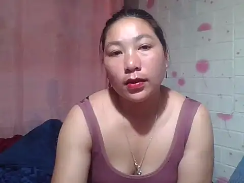 Hena   online show from April 4, 2026, 7:15 am