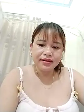 Moubie1 online show from March 28, 2026, 11:17 pm