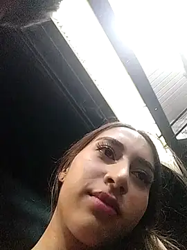 Sexy sara outdoorss online show from April 12, 2026, 3:21 am