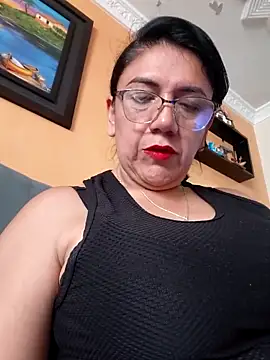 Snapshot of Mielx chatting on May 21, 2026, 2:47 pm Mielx online show from May 21, 2026, 2:47 pm