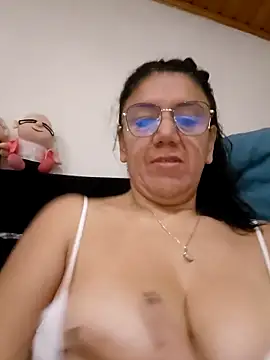 Mielx online show from April 17, 2026, 2:25 am