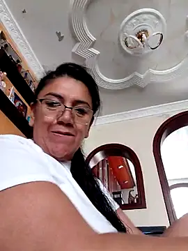 Snapshot of Mielx chatting on May 20, 2026, 4:04 pm Mielx online show from May 20, 2026, 4:04 pm