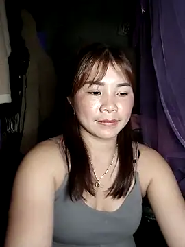 Snapshot of -Bangi- chatting on April 21, 2026, 3:18 pm -Bangi- online show from April 21, 2026, 3:18 pm