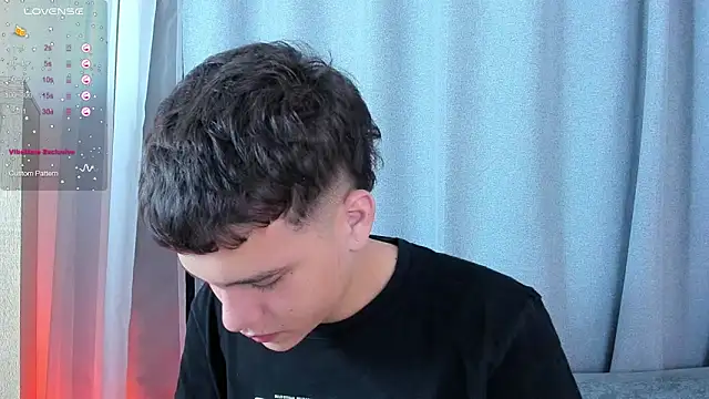 dennis hills online show from April 2, 2026, 12:34 pm