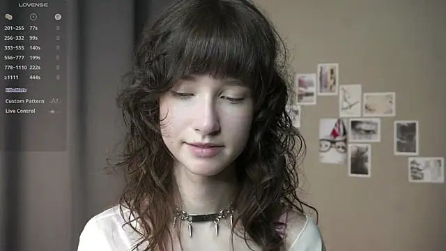 DellaLeck online show from April 16, 2026, 7:47 pm