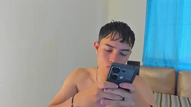 Fher rivers1 online show from April 10, 2026, 3:52 pm