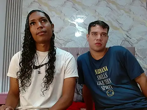 Mia Coock online show from April 16, 2026, 12:28 pm