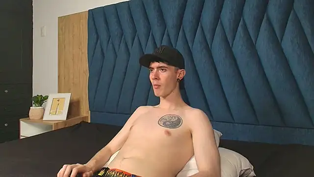 lio     online show from April 12, 2026, 3:10 am