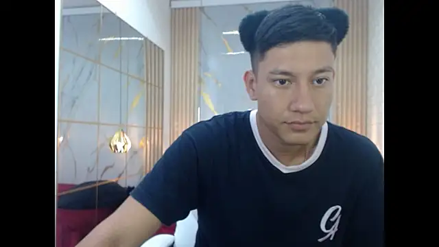 DominantBoy4 online show from March 27, 2026, 1:23 pm