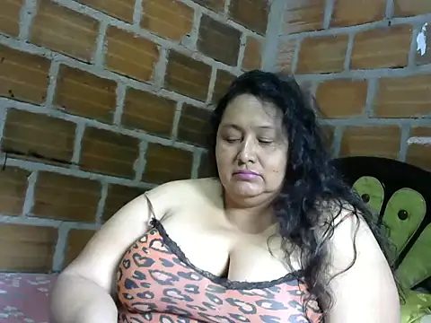 tistmature-69 online show from April 7, 2026, 1:13 pm