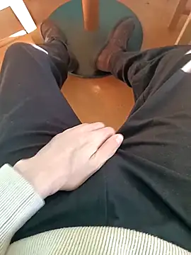 Fun yacine online show from April 7, 2026, 7:21 am