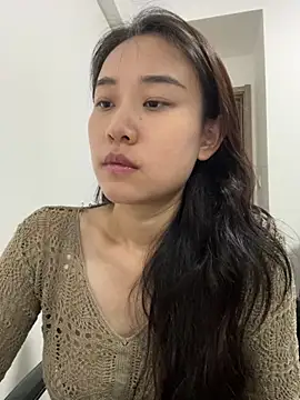 A-Kristen online show from April 17, 2026, 1:14 pm