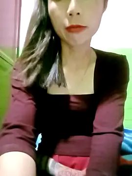 AmyLinee01 online show from April 10, 2026, 3:08 pm