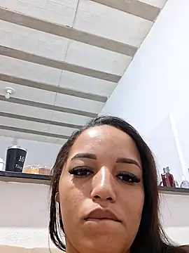 Snapshot of Maryhotangel chatting on April 2, 2026, 8:43 am Maryhotangel online show from April 2, 2026, 8:43 am