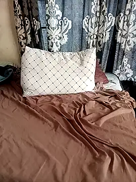 VrXis online show from April 15, 2026, 2:21 pm