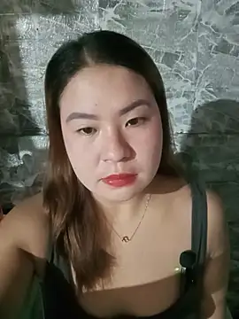 Amazingurlx online show from May 19, 2026, 6:48 pm