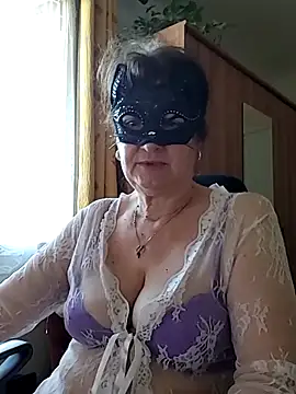 Chrismaturefrench online show from March 25, 2026, 3:55 pm