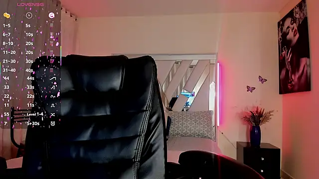 himiko togaa online show from April 7, 2026, 4:03 am