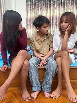 mei-678 online show from April 11, 2026, 9:02 am