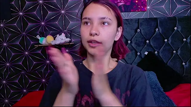 Megam white online show from April 11, 2026, 3:59 pm