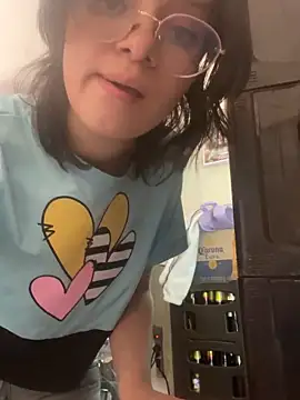 samantha dulce online show from April 15, 2026, 7:58 pm