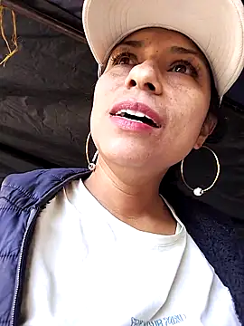 AngelicaStorms online show from April 11, 2026, 12:42 pm