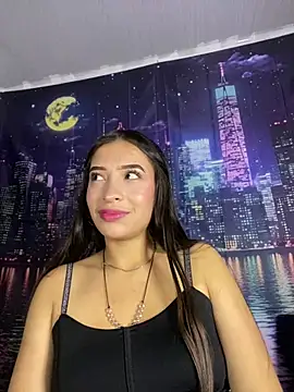 Itze Mua online show from March 24, 2026, 3:17 am