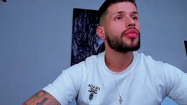 Snapshot of Santos_ramirez1 chatting on July 2, 2026, 3:29 pm Santos ramirez1 online show from July 2, 2026, 3:29 pm