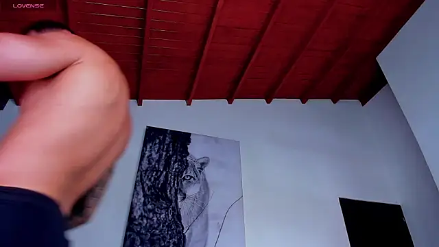 Santos ramirez1 online show from April 6, 2026, 2:18 pm