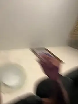 PHAT FTM KLIT87 online show from April 6, 2026, 5:08 am