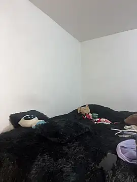 Nubeseliminadas online show from April 6, 2026, 4:46 am