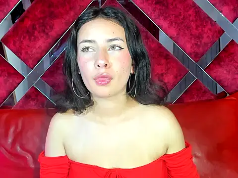 chrisstin foxx  online show from April 9, 2026, 6:19 am