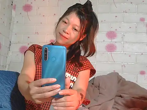 Snapshot of kimori66 chatting on April 30, 2026, 12:01 pm kimori66 online show from April 30, 2026, 12:01 pm