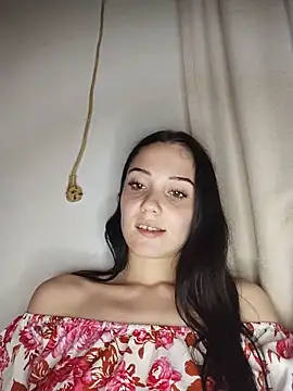 Snapshot of icedrosemarye chatting on May 23, 2026, 7:24 pm icedrosemarye online show from May 23, 2026, 7:24 pm