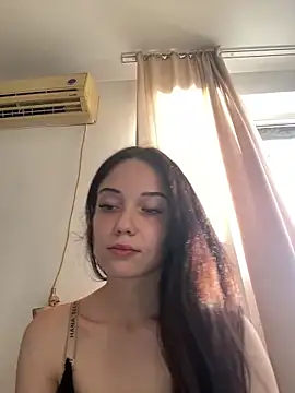 Snapshot of icedrosemarye chatting on May 30, 2026, 4:23 pm icedrosemarye online show from May 30, 2026, 4:23 pm