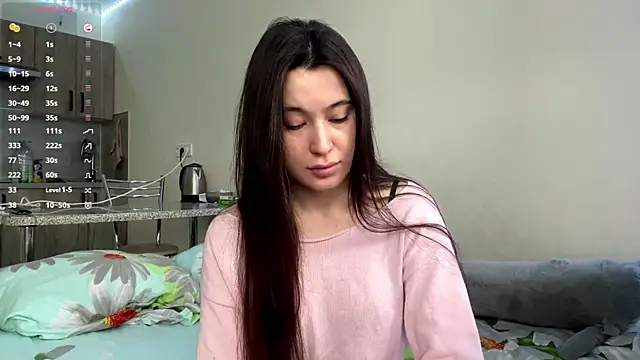 AureaMaggi online show from April 20, 2026, 5:10 am