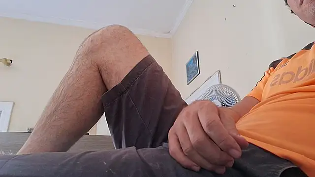 Sueliton2 online show from April 3, 2026, 2:56 pm