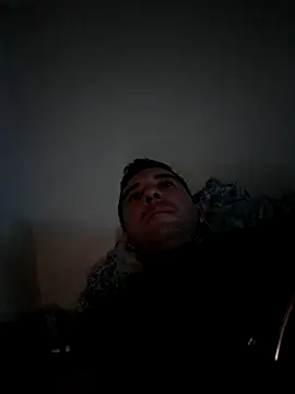 Sueliton2 online show from April 22, 2026, 11:55 pm