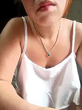 Snapshot of sena_baby chatting on April 20, 2026, 11:39 pm sena baby online show from April 20, 2026, 11:39 pm
